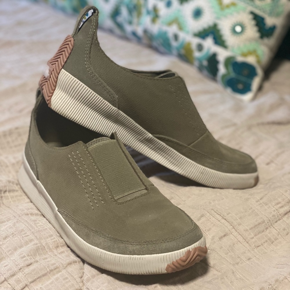 Sorel Sage green slip on sneaker